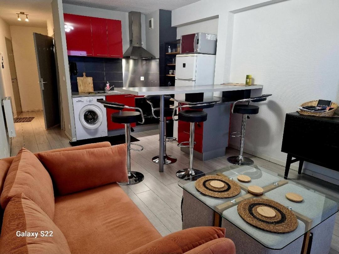 Aka Appart'Hotel " Le Petit Coin De Lavaur" لافاور المظهر الخارجي الصورة